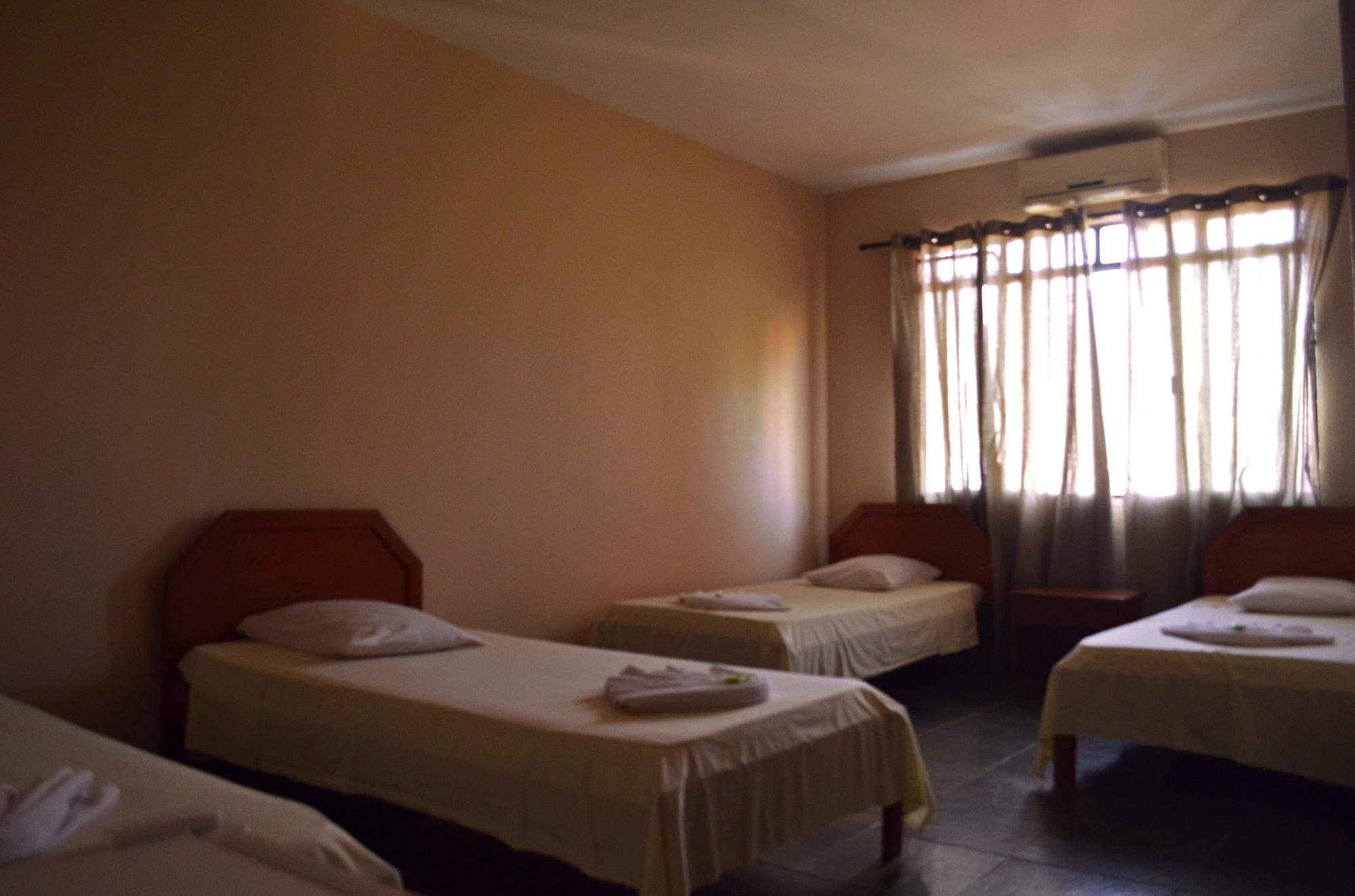 Iguacu Plaza Hotel Фос ду Игуасу Екстериор снимка